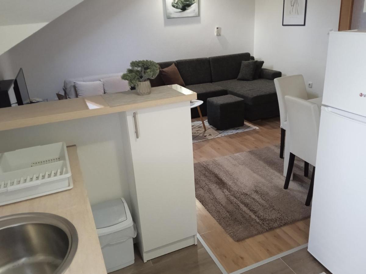 Apartment Iva トレビニエ エクステリア 写真