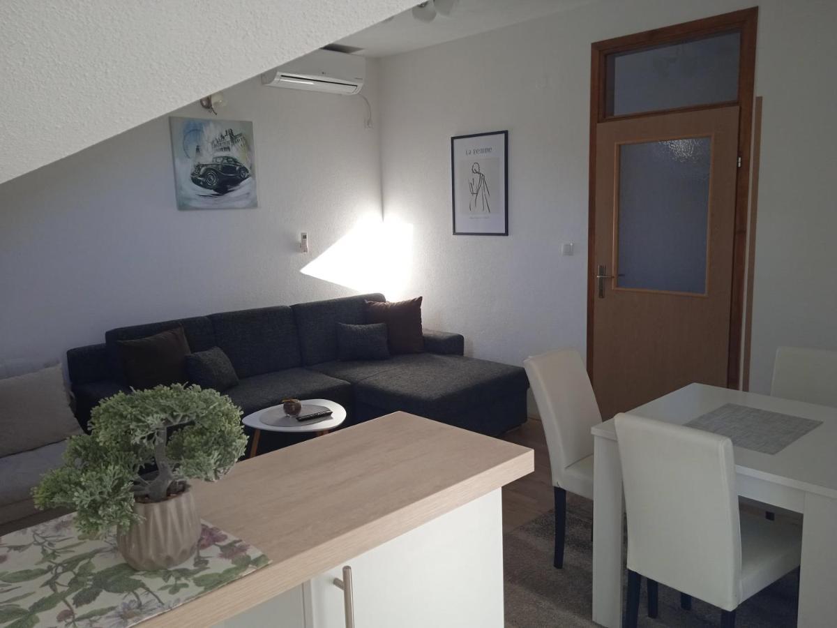 Apartment Iva トレビニエ エクステリア 写真