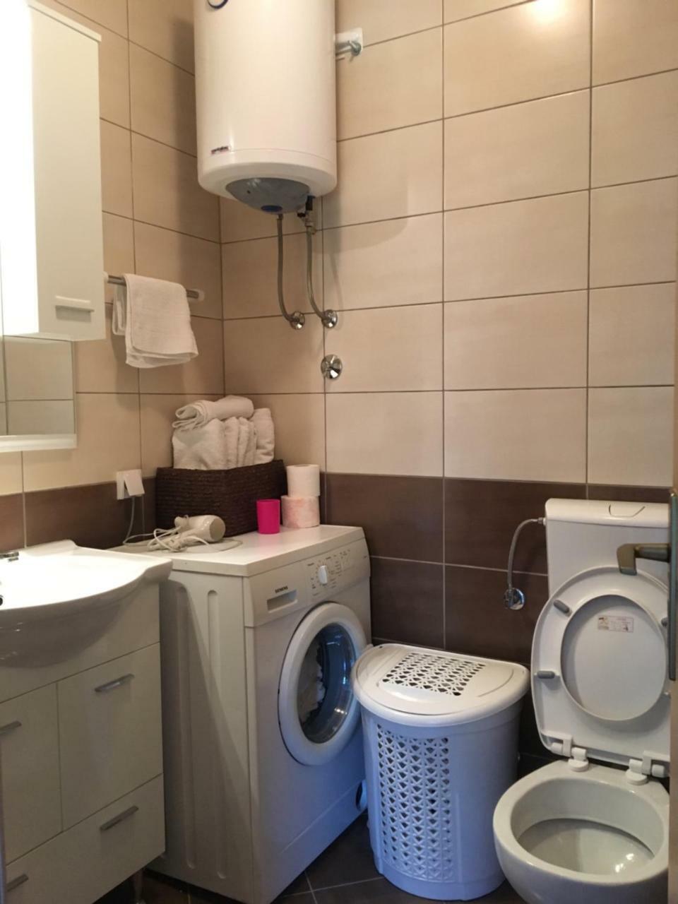 Apartment Iva トレビニエ エクステリア 写真
